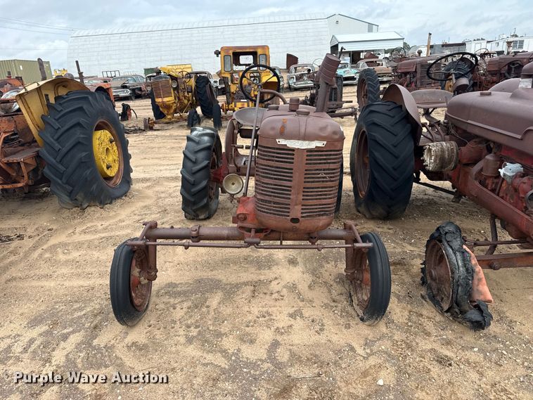image for item EW4442 Farmall A tractor