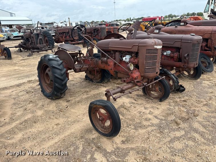 image for item EW4442 Farmall A tractor