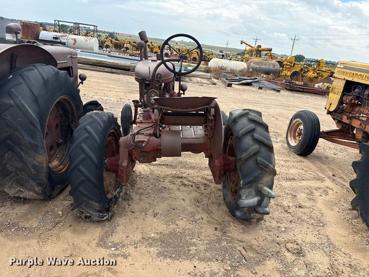 image for item EW4442 Farmall A tractor