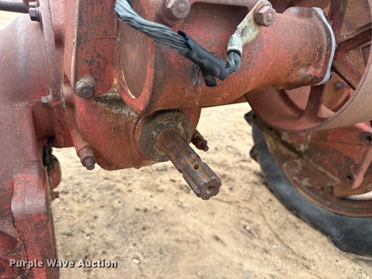image for item EW4442 Farmall A tractor