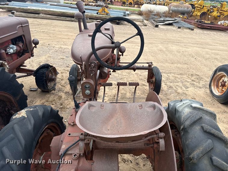 image for item EW4442 Farmall A tractor