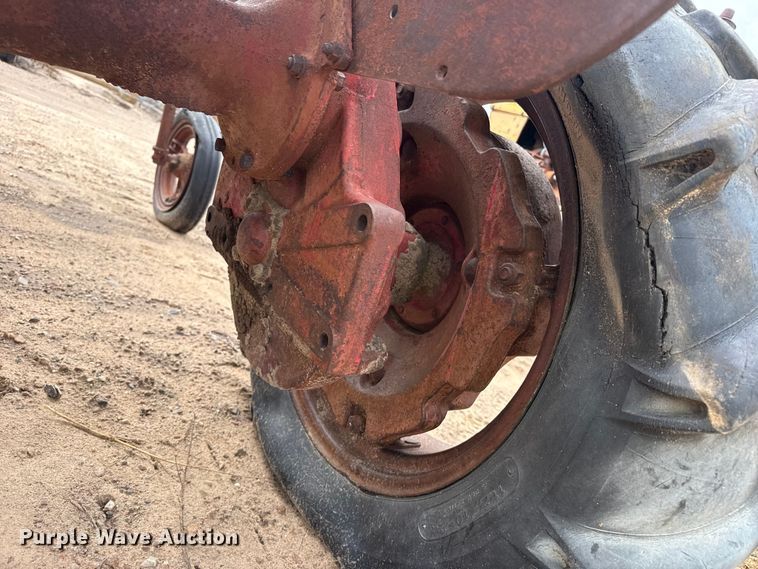 image for item EW4442 Farmall A tractor