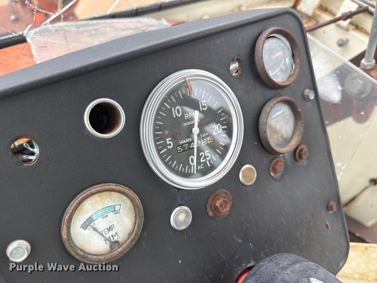 image for item EW4447 Minneapolis Moline A4T-1600 4WD tractor