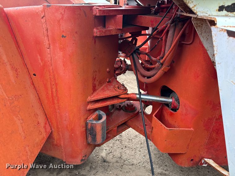 image for item EW4447 Minneapolis Moline A4T-1600 4WD tractor