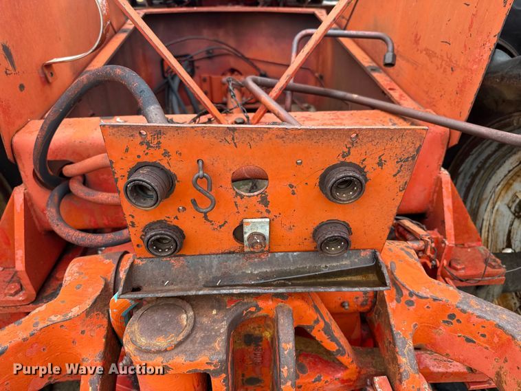 image for item EW4447 Minneapolis Moline A4T-1600 4WD tractor