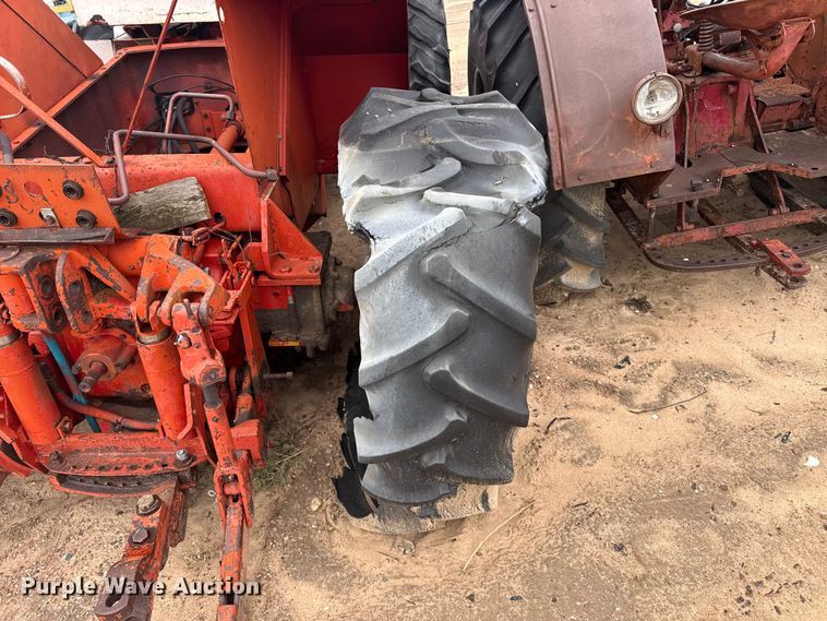 image for item EW4447 Minneapolis Moline A4T-1600 4WD tractor