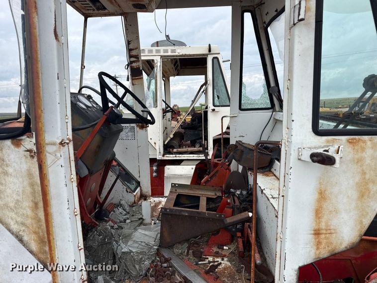 image for item EW4448 Minneapolis Moline A4T-1600 4WD tractor
