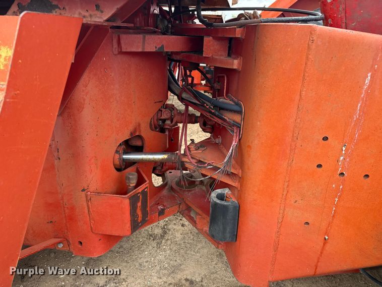 image for item EW4448 Minneapolis Moline A4T-1600 4WD tractor