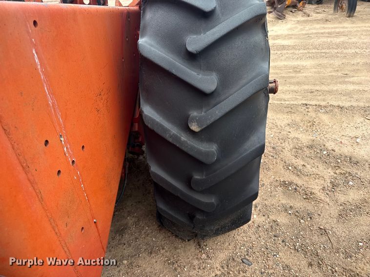 image for item EW4448 Minneapolis Moline A4T-1600 4WD tractor