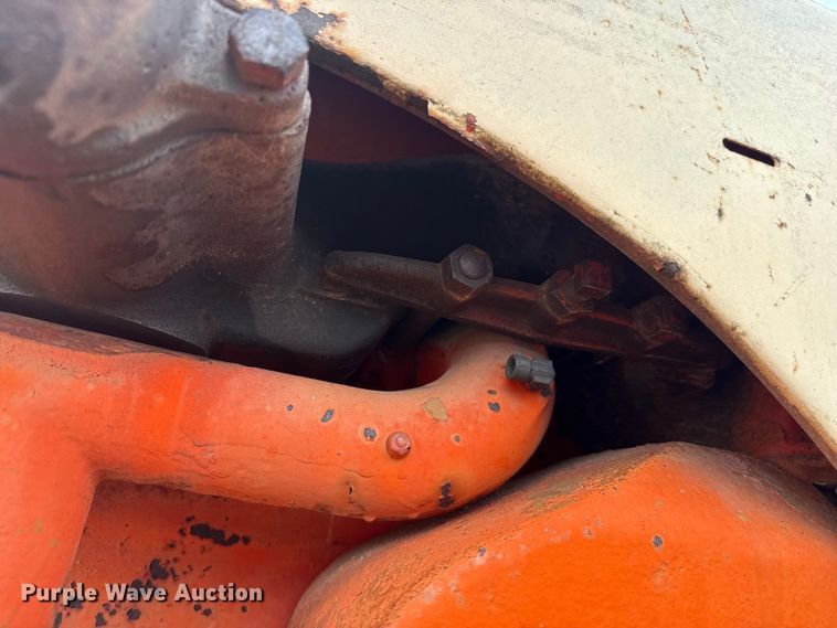 image for item EW4451 Case LA tractor