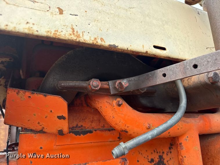 image for item EW4451 Case LA tractor