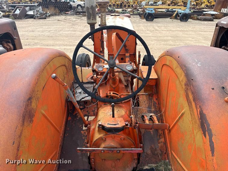 image for item EW4451 Case LA tractor