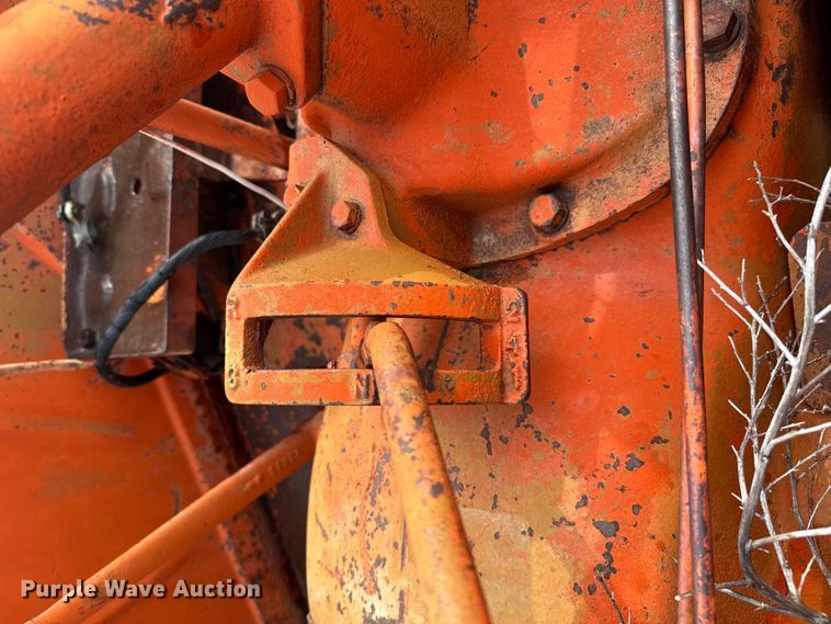 image for item EW4451 Case LA tractor