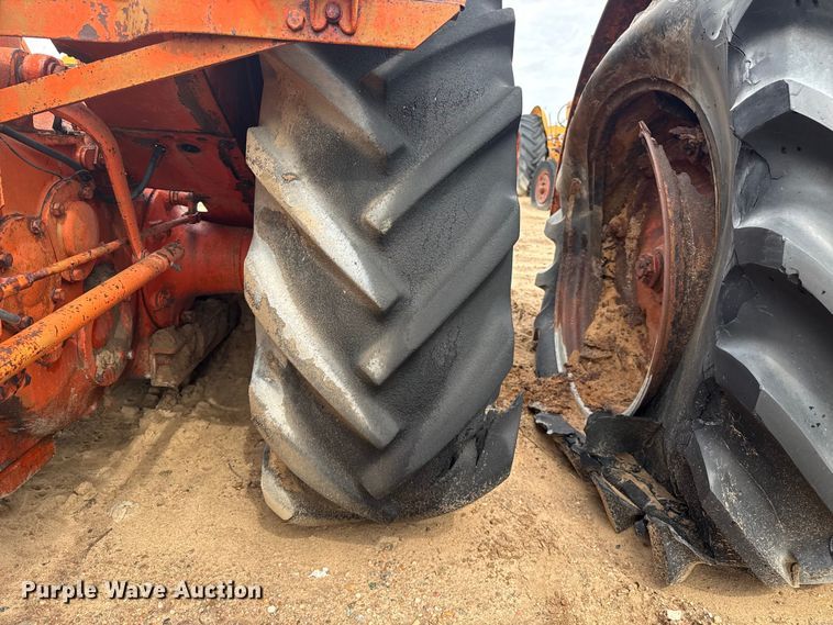 image for item EW4451 Case LA tractor