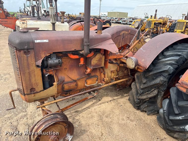 image for item EW4452 Case LA tractor