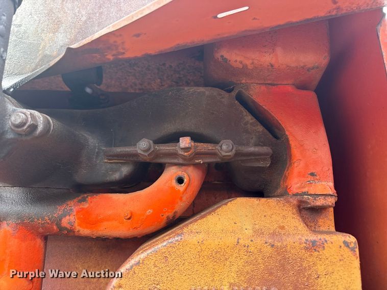 image for item EW4452 Case LA tractor