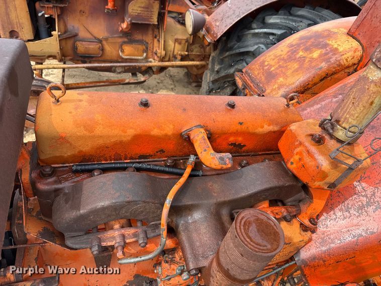 image for item EW4453 Case LA tractor