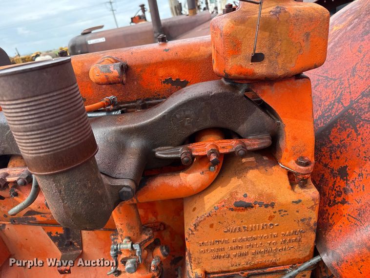 image for item EW4453 Case LA tractor