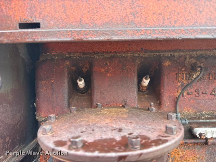 image for item EW4454 Case L tractor