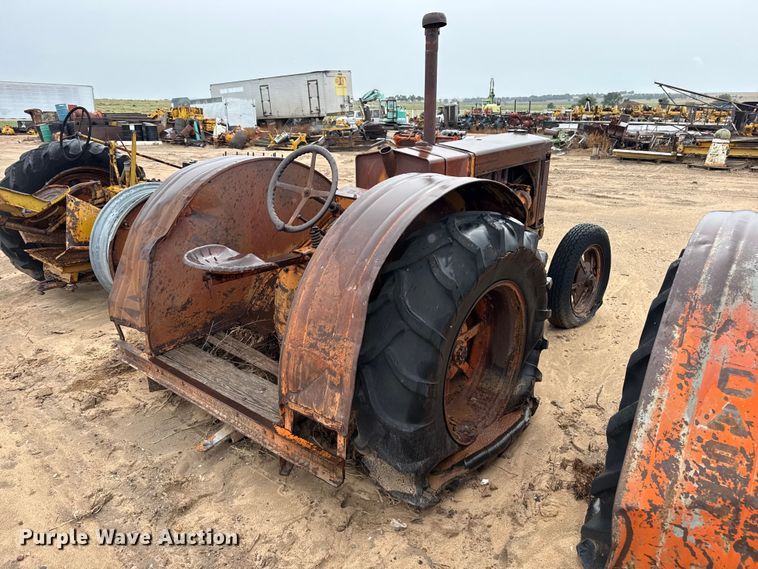 image for item EW4456 Case L tractor