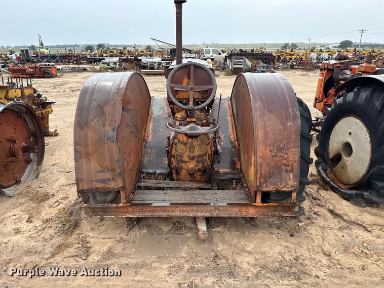 image for item EW4456 Case L tractor