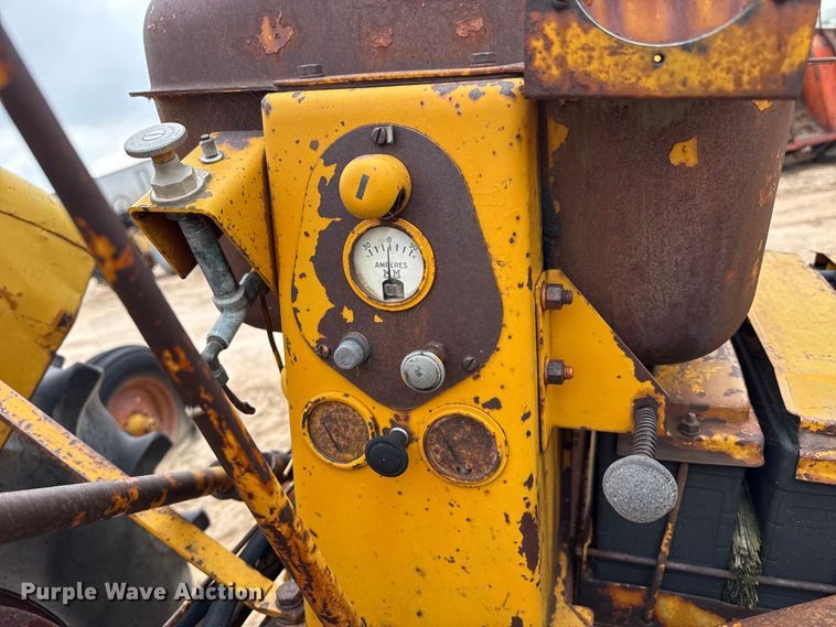 image for item EW4460 1955 Minneapolis Moline GB tractor