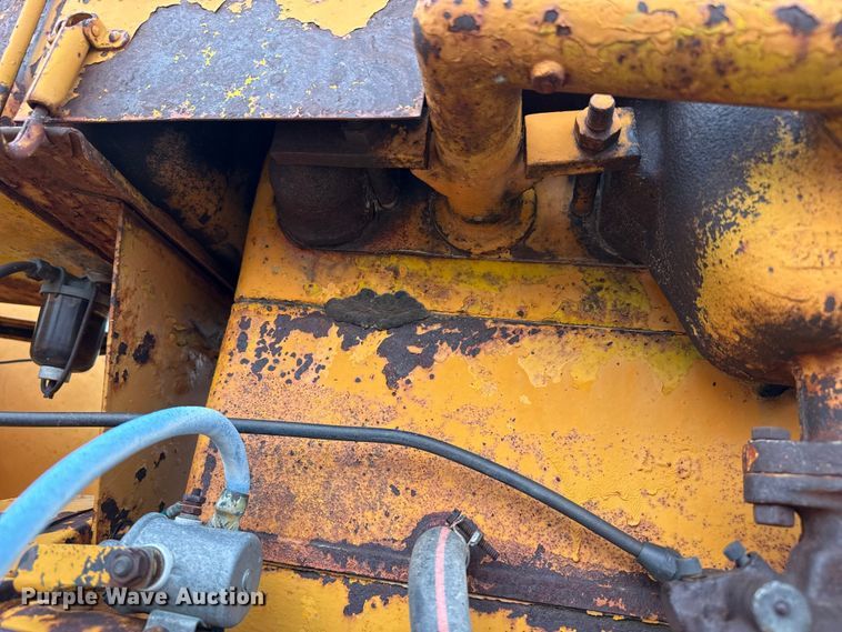 image for item EW4461 Minneapolis Moline UTS tractor