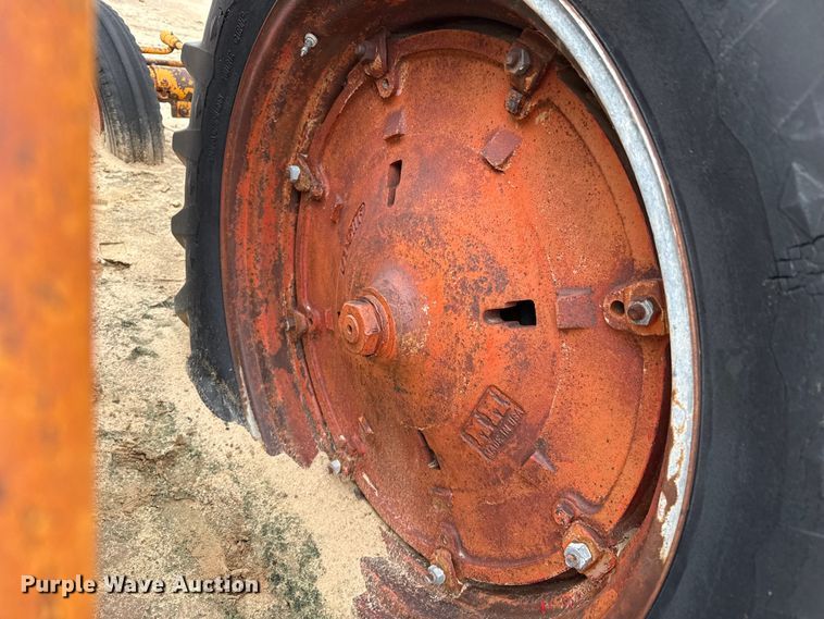 image for item EW4461 Minneapolis Moline UTS tractor