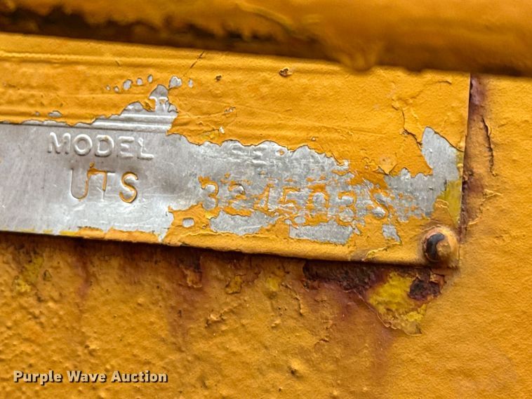 image for item EW4461 Minneapolis Moline UTS tractor