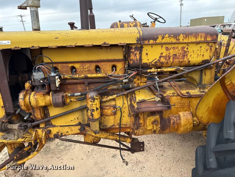 image for item EW4462 Minneapolis Moline UTU tractor