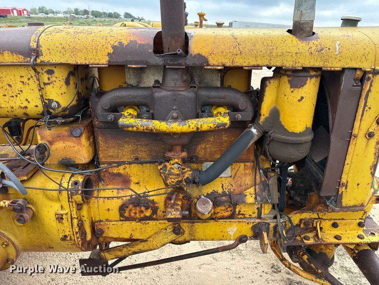 image for item EW4462 Minneapolis Moline UTU tractor