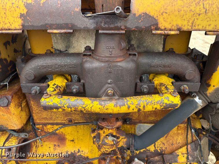 image for item EW4462 Minneapolis Moline UTU tractor