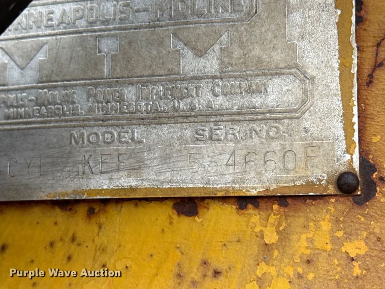 image for item EW4462 Minneapolis Moline UTU tractor