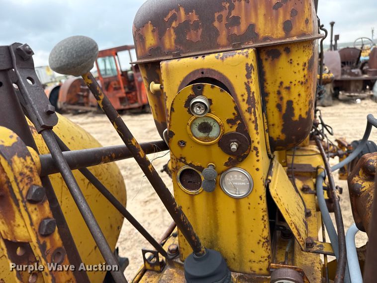image for item EW4462 Minneapolis Moline UTU tractor