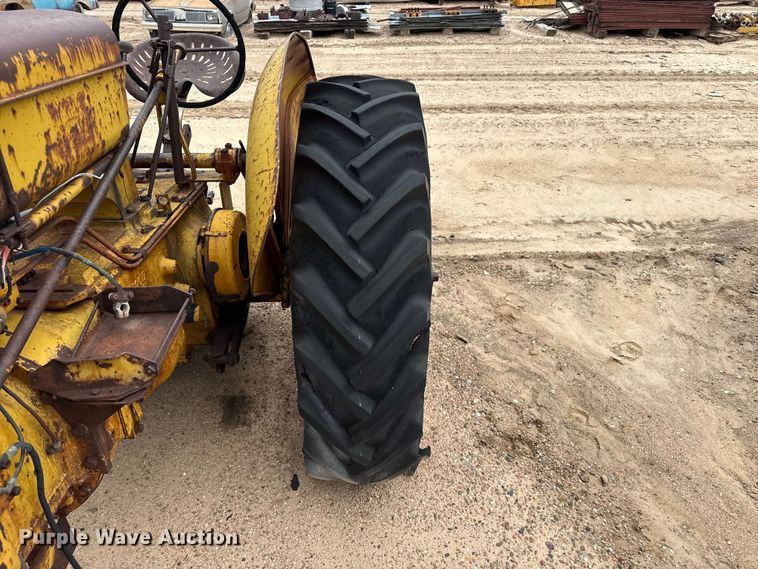 image for item EW4462 Minneapolis Moline UTU tractor
