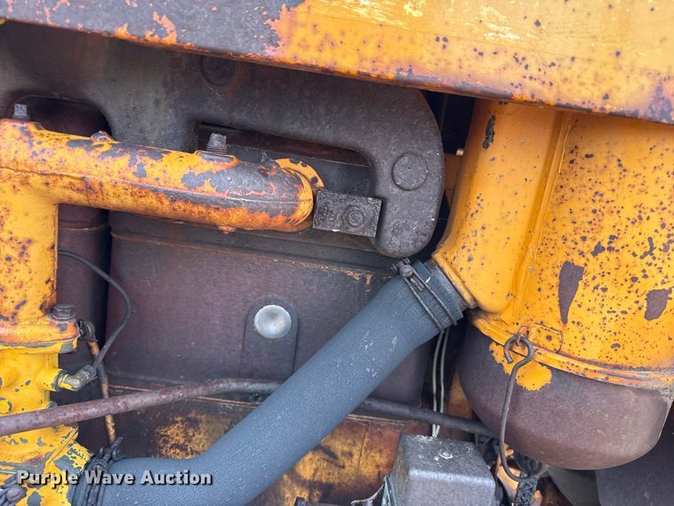 image for item EW4463 Minneapolis Moline UB tractor