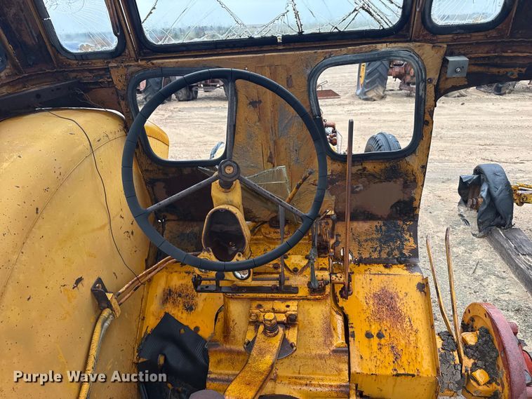 image for item EW4468 Minneapolis Moline GB tractor