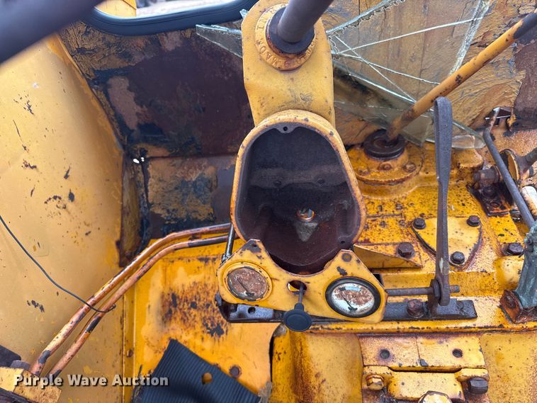image for item EW4468 Minneapolis Moline GB tractor