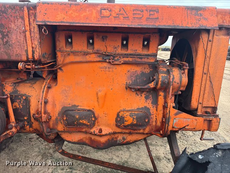 image for item EW4470 Case L tractor