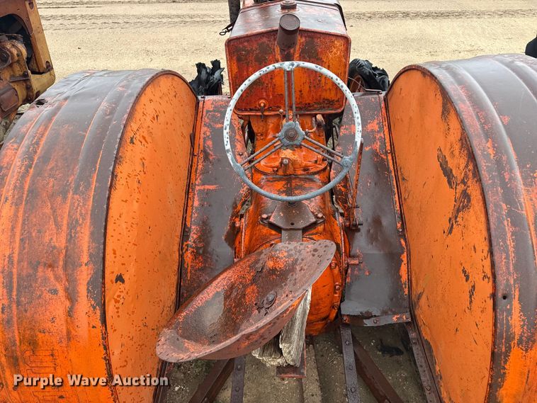 image for item EW4470 Case L tractor