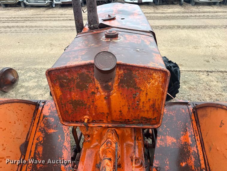 image for item EW4470 Case L tractor