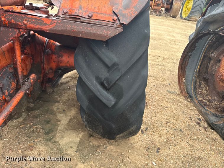 image for item EW4470 Case L tractor