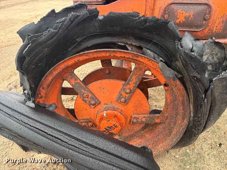 image for item EW4470 Case L tractor