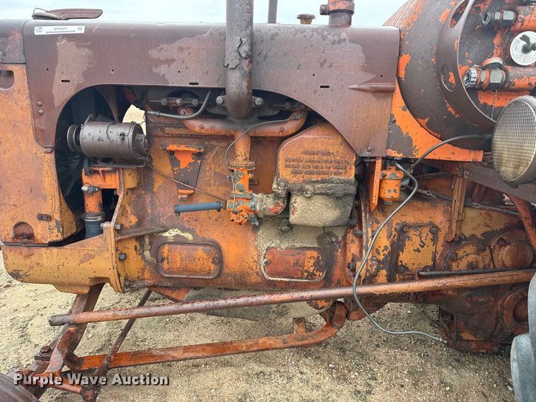 image for item EW4471 1944 Case LA tractor