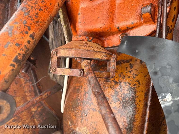 image for item EW4471 1944 Case LA tractor