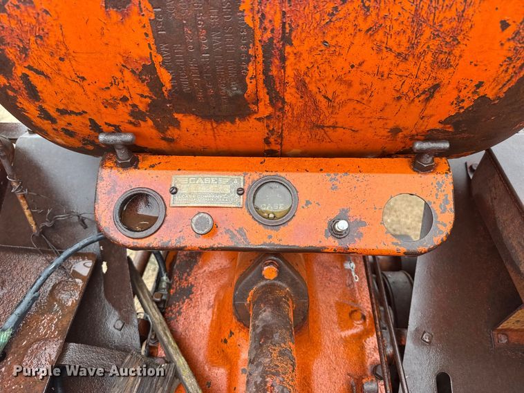 image for item EW4471 1944 Case LA tractor