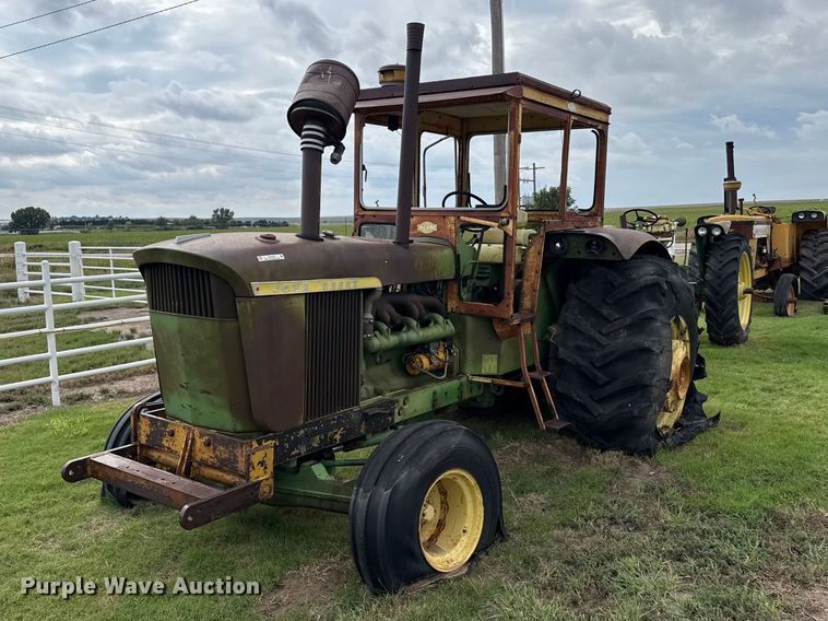 John Deere 5010 tractor