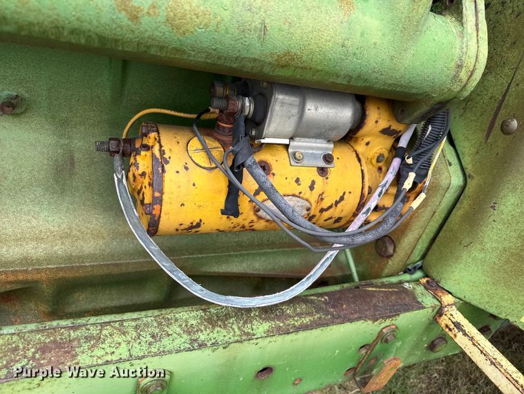 image for item EW4489 John Deere 5010 tractor