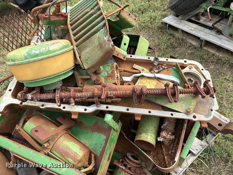 image for item EW4490 John Deere tractor parts