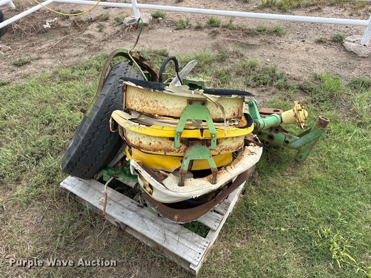 image for item EW4490 John Deere tractor parts